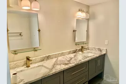 825 Bayshore Dr #1002, Pensacola, FL 32507 - Photo 10