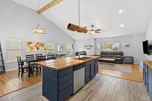 203 Berry Rd, Pensacola, FL 32507 - Photo 10