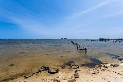 3375 Edgewater Dr, Gulf Breeze, FL 32563 - Photo 8