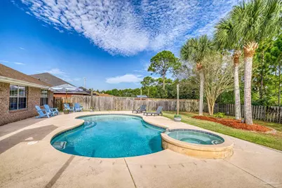 8092 Hartington Dr, Navarre, FL 32566 - Photo 14