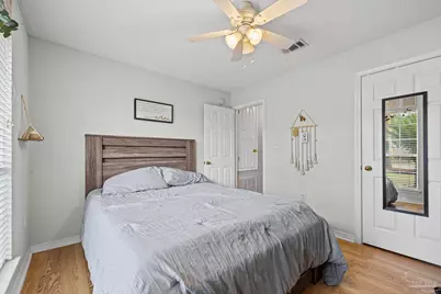 8092 Hartington Dr, Navarre, FL 32566 - Photo 54