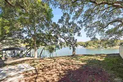 40 Highpoint Dr #B, Gulf Breeze, FL 32561 - Photo 44