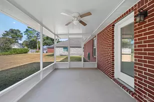 3912 Throne Ct, Milton, FL 32583 - Photo 6