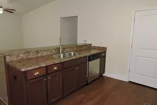 5070 Carmell Ridge Cir, Milton, FL 32570 - Photo 8