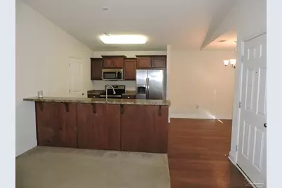 5070 Carmell Ridge Cir, Milton, FL 32570 - Photo 4