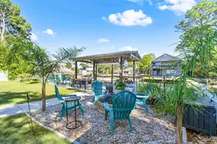 1688 College Pkwy, Gulf Breeze, FL 32563 - Photo 58