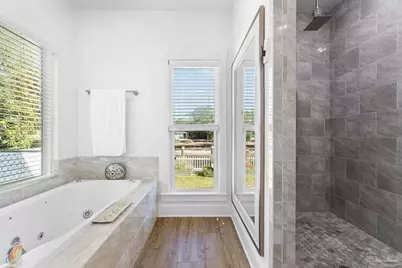 1688 College Pkwy, Gulf Breeze, FL 32563 - Photo 36