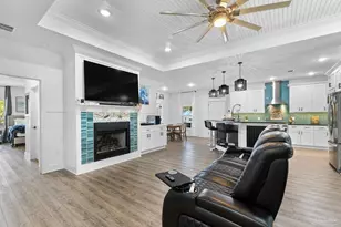 1688 College Pkwy, Gulf Breeze, FL 32563 - Photo 32