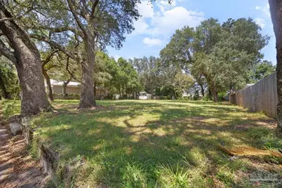 2212 McLeod St, Pensacola, FL 32502 - Photo 6