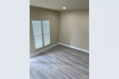 1907 Dr Martin Luther King Jr Dr #B, Pensacola, FL 32503 - Photo 12