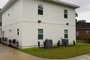 1907 Dr Martin Luther King Jr Dr, Pensacola, FL 32503 - Photo 2