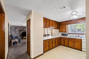 4015 Burbank Dr, Pensacola, FL 32504 - Photo 20