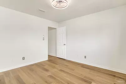 7150 Plantation Dr #222, Pensacola, FL 32504 - Photo 16