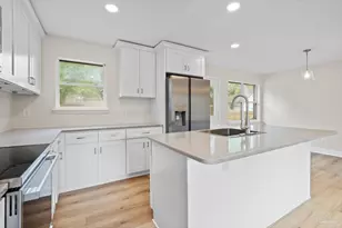 1810 Toni St, Pensacola, FL 32504 - Photo 2