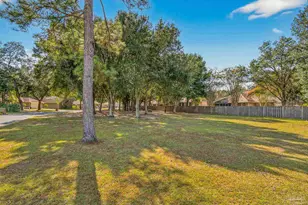 5975 Arch Ave, Pensacola, FL 32526 - Photo 6