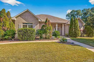 5975 Arch Ave, Pensacola, FL 32526 - Photo 2