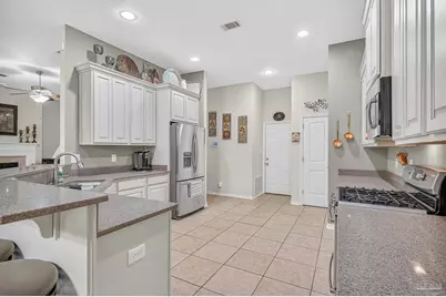 5975 Arch Ave, Pensacola, FL 32526 - Photo 50