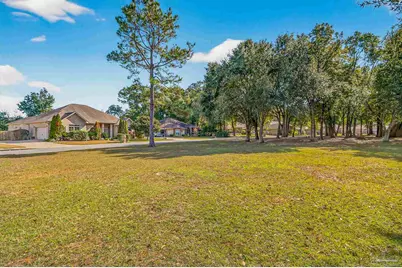 5975 Arch Ave, Pensacola, FL 32526 - Photo 4