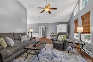 4807 Jennifer Ln, Pace, FL 32571 - Photo 6