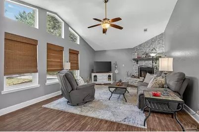 4807 Jennifer Ln, Pace, FL 32571 - Photo 6