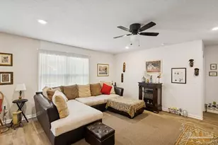 2388 Kirkwood Dr, Cantonment, FL 32533 - Photo 12