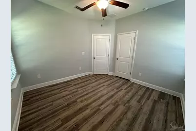 422 N N St #A, Pensacola, FL 32501 - Photo 12