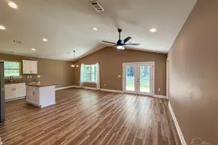 10423 Tanton Rd, Pensacola, FL 32506 - Photo 4