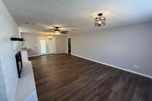 6931 Falcon Dr, Pensacola, FL 32526 - Photo 2