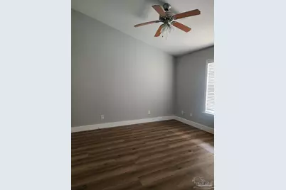 7447 Harvest Village Ct, Navarre, FL 32566 - Photo 2