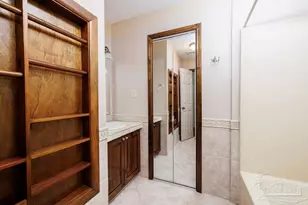 5425 Windham Rd, Milton, FL 32570 - Photo 8