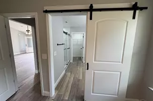 434 Hilburn Ln, Pensacola, FL 32504 - Photo 12