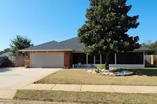 2065 Bella Breeze Ct, Navarre, FL 32566 - Photo 1