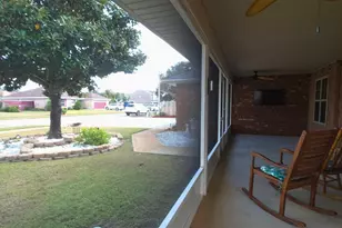 2065 Bella Breeze Ct, Navarre, FL 32566 - Photo 4