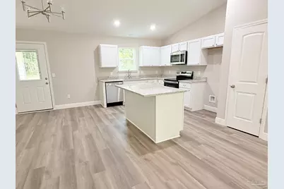 7236 Par Ln, Milton, FL 32570 - Photo 2