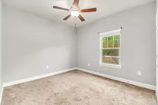 9115 Ridge Dr, Navarre, FL 32566 - Photo 10