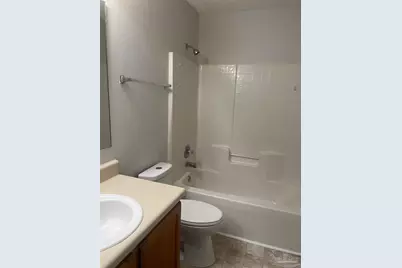 5574 Huntleigh Pl, Gulf Breeze, FL 32563 - Photo 8