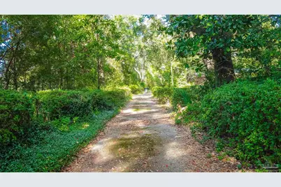 6598 Dewrell Sq, Pensacola, FL 32504 - Photo 2