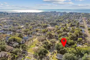 1011 N Reus St, Pensacola, FL 32501 - Photo 10