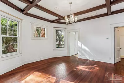 1011 N Reus St, Pensacola, FL 32501 - Photo 4