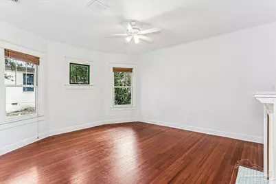 1011 N Reus St, Pensacola, FL 32501 - Photo 16