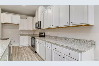 4983 Soundside Dr, Gulf Breeze, FL 32563 - Photo 10