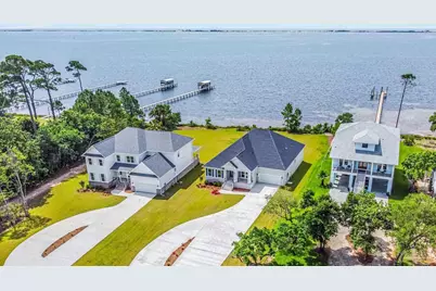 4983 Soundside Dr, Gulf Breeze, FL 32563 - Photo 12