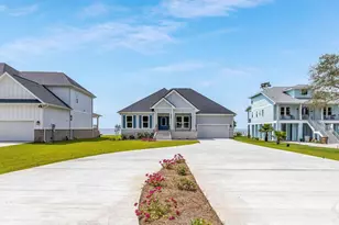 4983 Soundside Dr, Gulf Breeze, FL 32563 - Photo 4