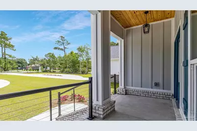 4983 Soundside Dr, Gulf Breeze, FL 32563 - Photo 6