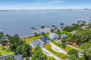 4983 Soundside Dr, Gulf Breeze, FL 32563 - Photo 14