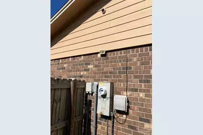 6068 S Gulf Manor Dr, Pensacola, FL 32526 - Photo 8