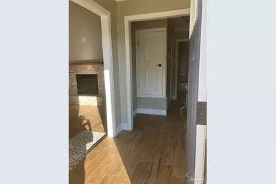 6068 S Gulf Manor Dr, Pensacola, FL 32526 - Photo 16