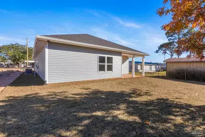 2149 Paloma St, Navarre, FL 32566 - Photo 6