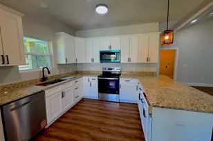 3844 Throne Ct, Bagdad, FL 32583 - Photo 10