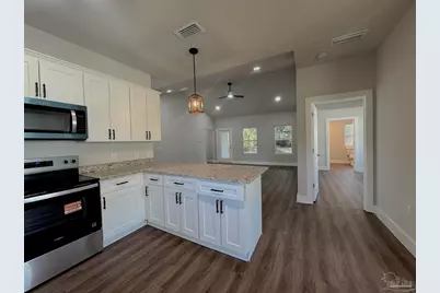 3844 Throne Ct, Bagdad, FL 32583 - Photo 8